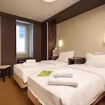 Expo Astoria ホテル 3*