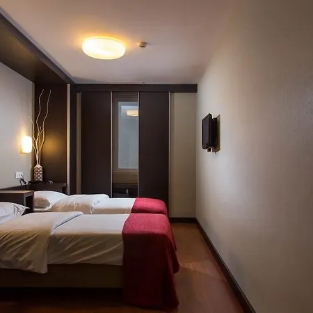 Expo Astoria 3* ליסבון