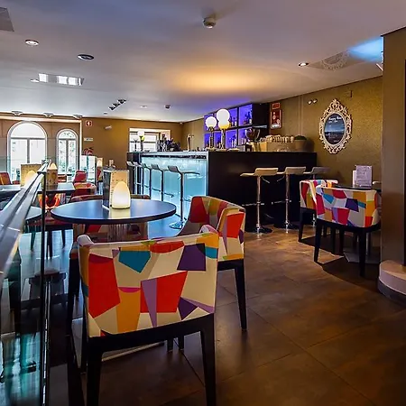 מלון Expo Astoria