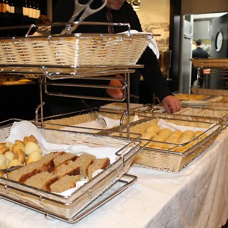 Expo Astoria Hotell